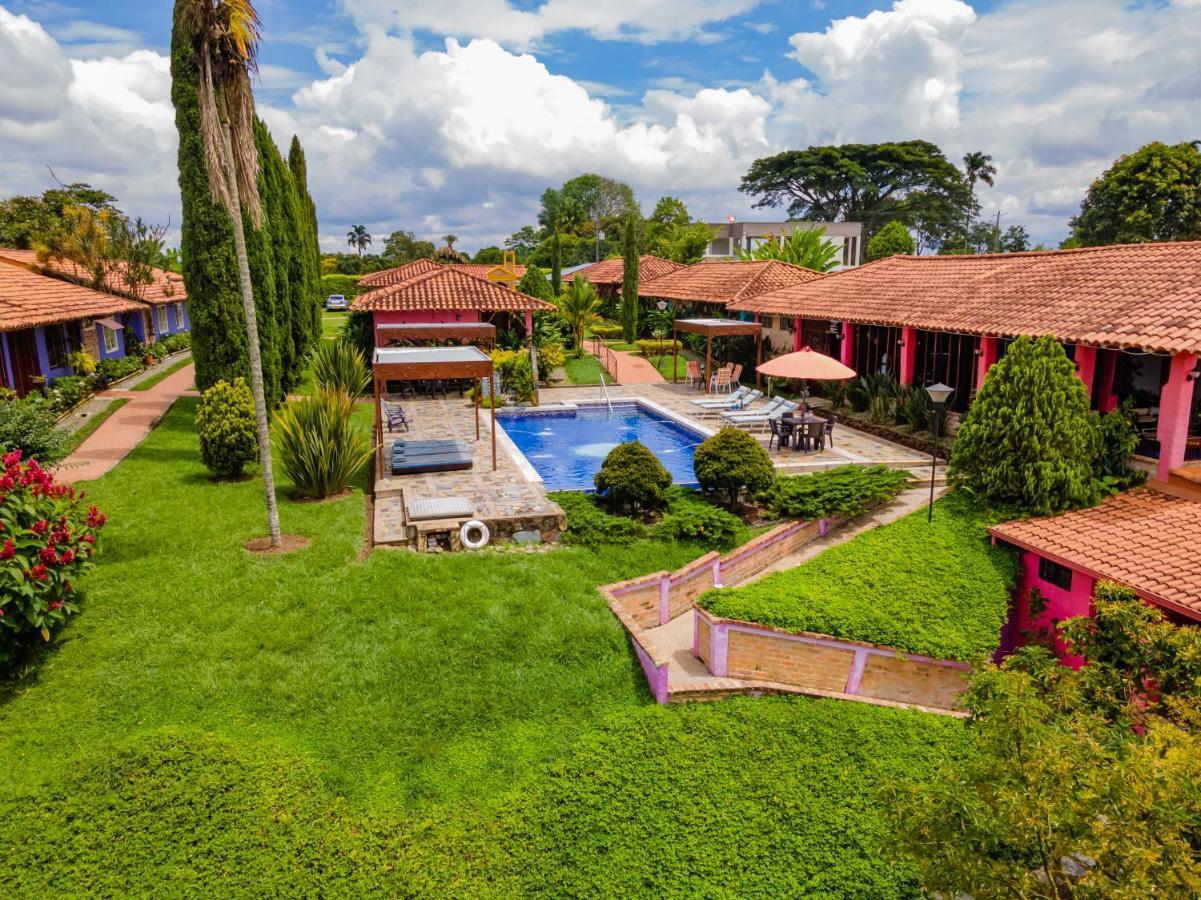 Hotel Campestre Solar De La Luna Albania  Zewnętrze zdjęcie