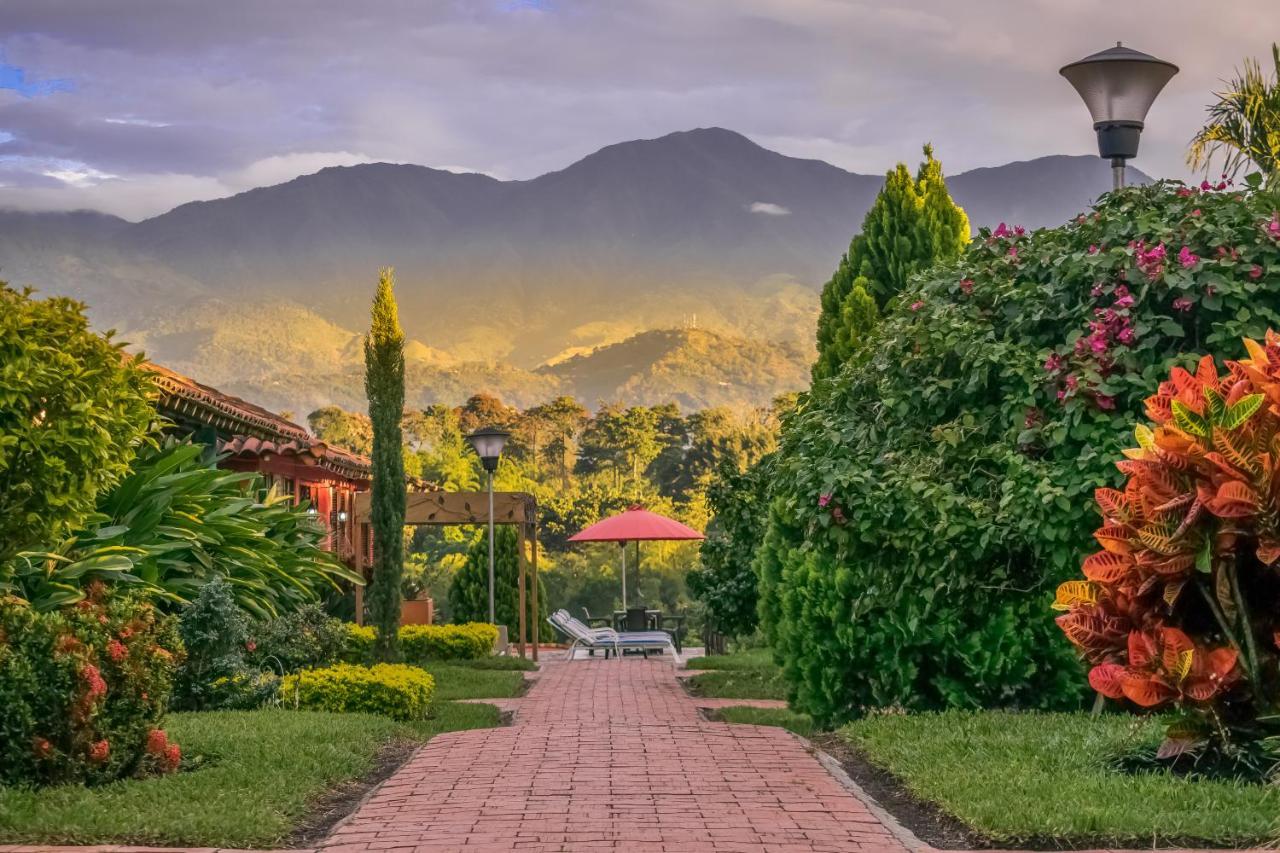 Hotel Campestre Solar De La Luna Albania  Zewnętrze zdjęcie